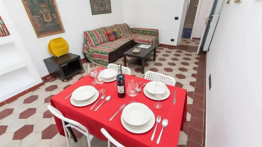 Bodoni Apartment