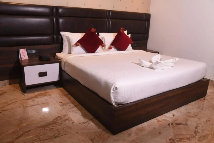 Econest Hotel