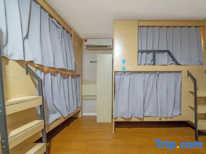Bed in Dorm (male dorm)