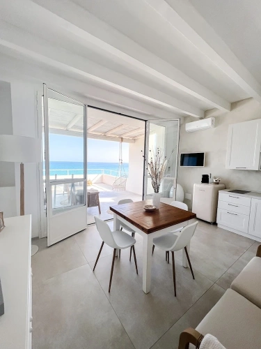 2 Bedrooms Double Apartment with sea view