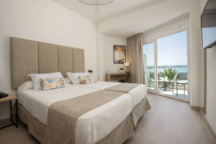 Hotel Las Arenas