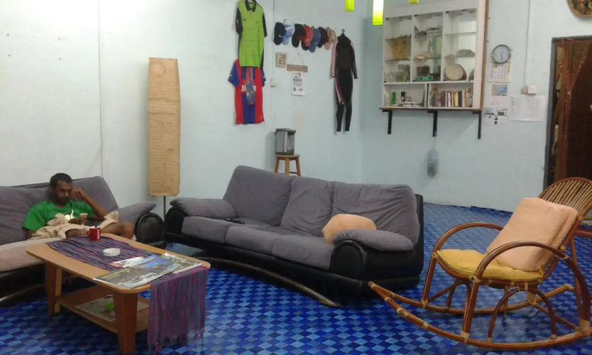 Zeeadam Backpackers