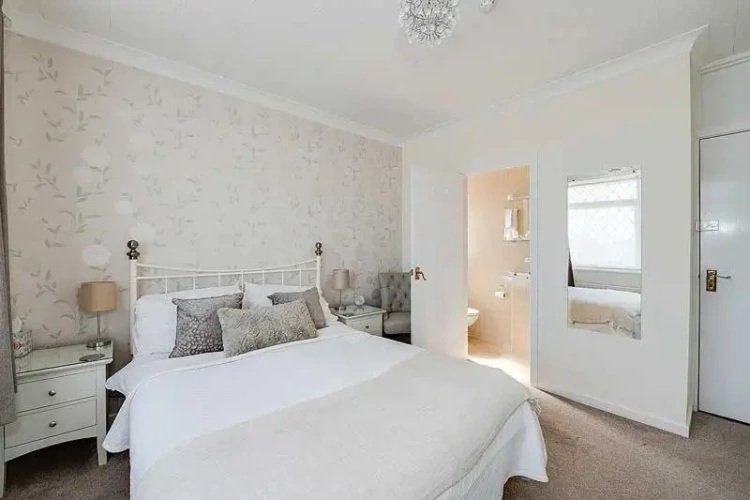 1 Bedroom Deluxe Double room with courtyard view