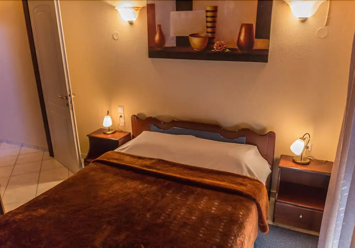 Tsironis Guesthouse