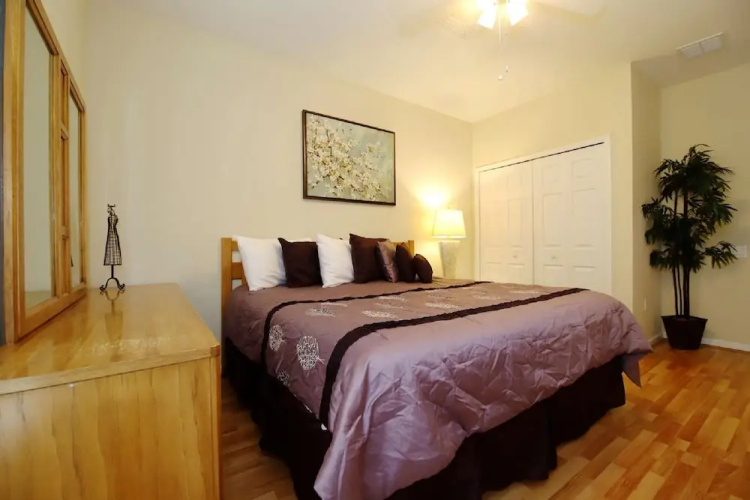 5075 Vista Cay