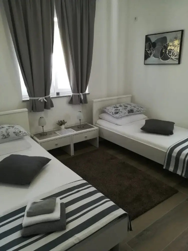 Apartment Villa Bijele Stijene