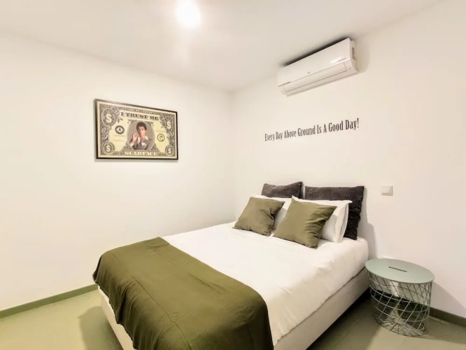 1 Bedroom Apartment