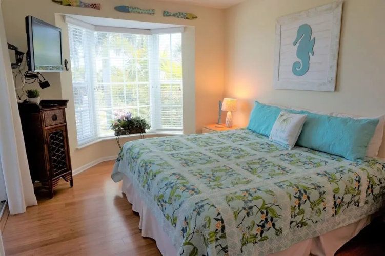 Beach Two Bedroom Villa by RedAwning