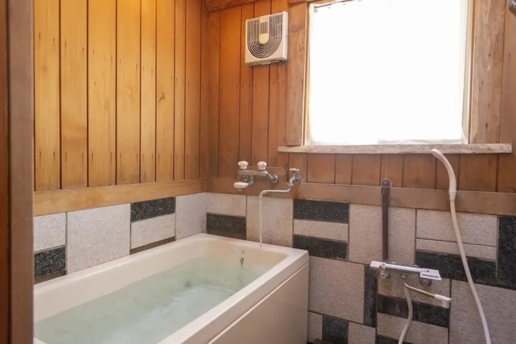 Kawazu Log House