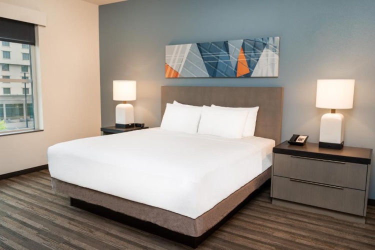 Den Double room