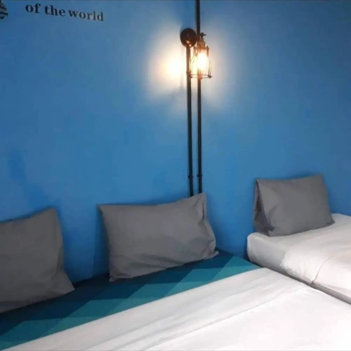 Standard Triple room with balcony