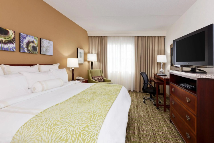 Chicago Marriott Midway photo 7