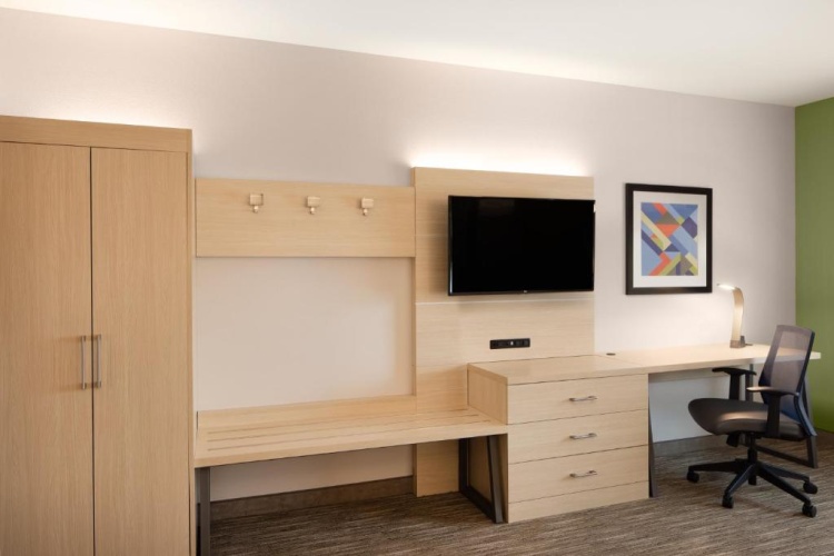 Quadruple Suite