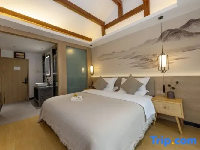 Standard Double room with courtyard view