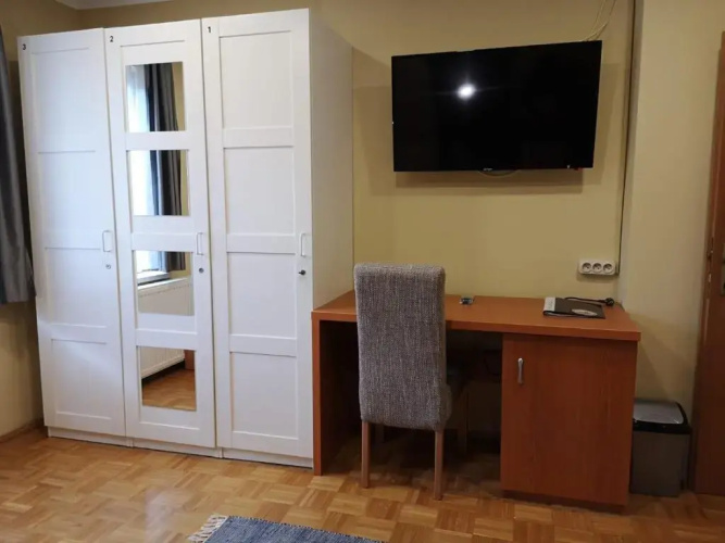 Kirschbaum Apartment