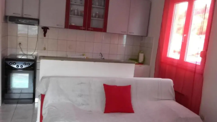 Apartment Max