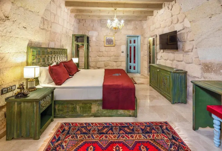 Han Cave Suites