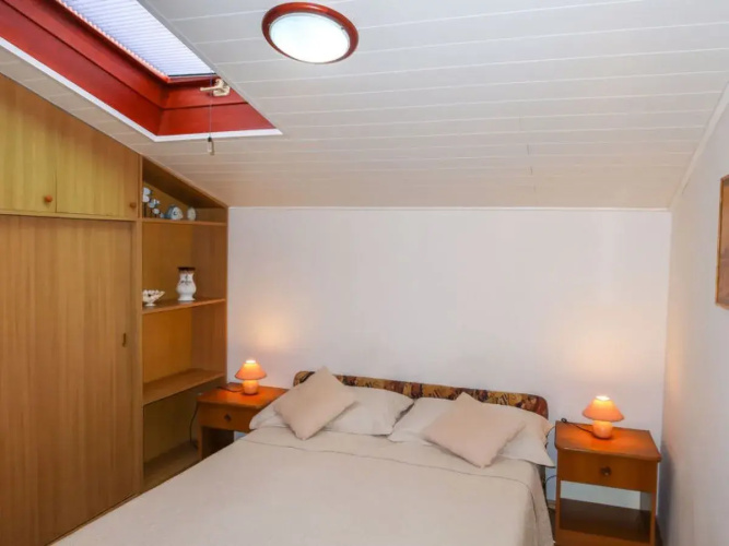 Apartment Mira Vir