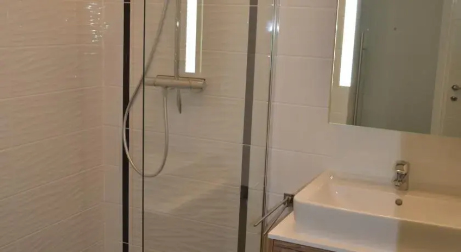 Elegante Ferienwohnung Westbahnhof
