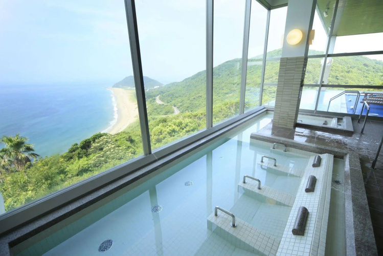Irago Ocean Resort