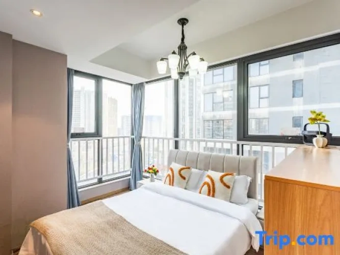1 Bedroom Suite