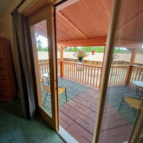 2 Bedrooms Apartment with mountain view