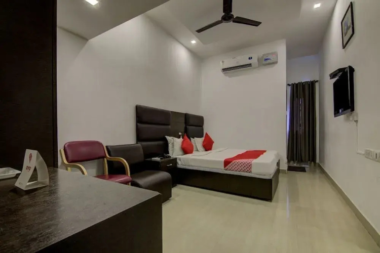 Sai International by OYO Rooms