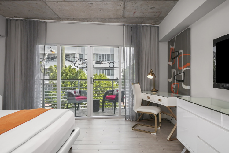 Riviera Suites South Beach photo 9