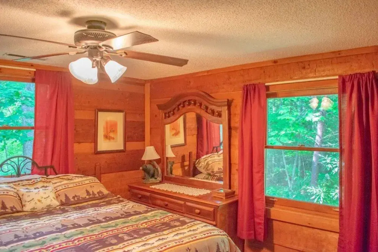 Moon Shadow - 2 Br Cabin