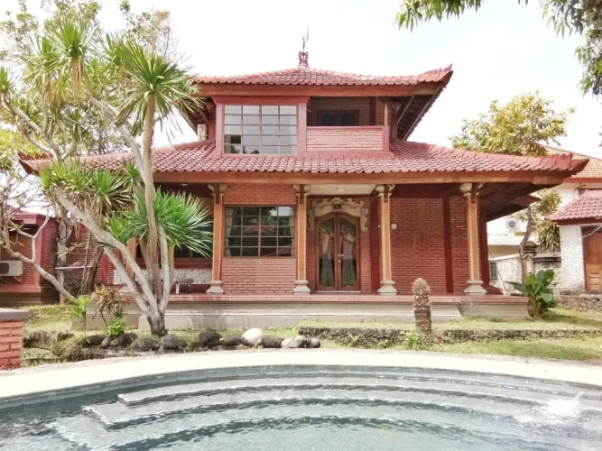 3 Bedrooms Villa