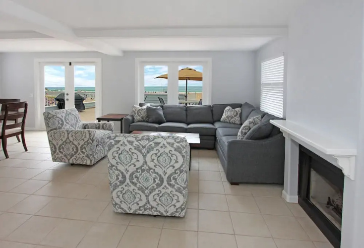 1404 W Ocean Front C 68167 by RedAwning