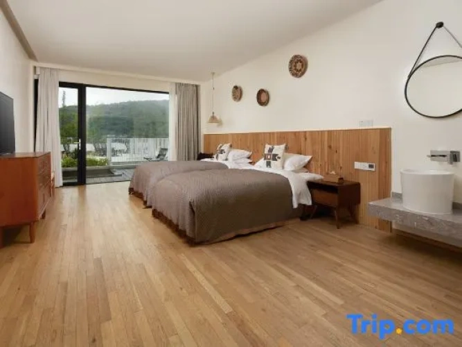 Family Suite with sunset view