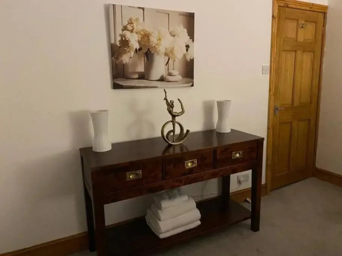 Cosy Modern Victorian 2 Bed Terrace