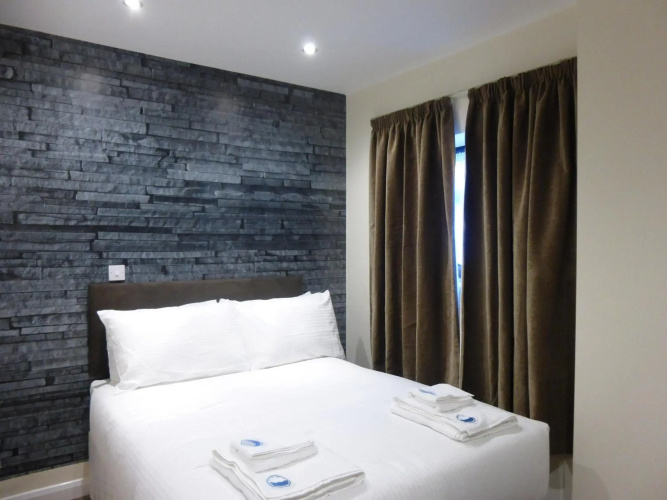 Real Dreams Hotel
