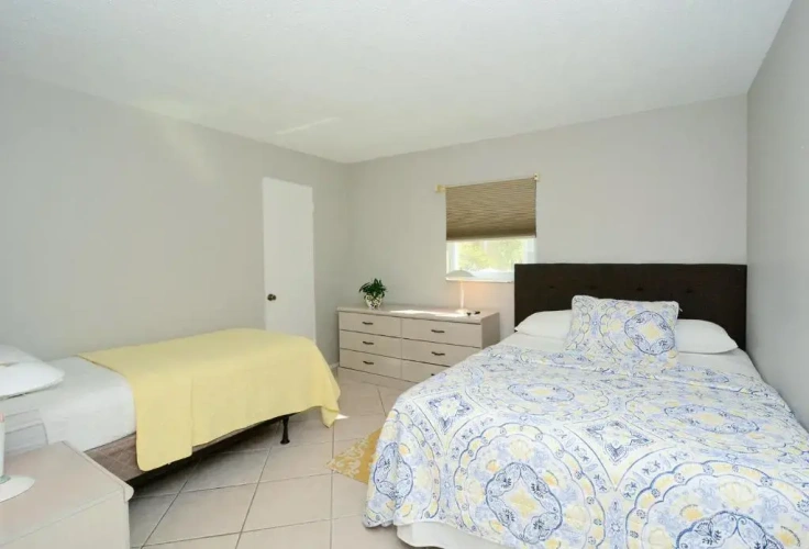 2 Bedrooms Cottage