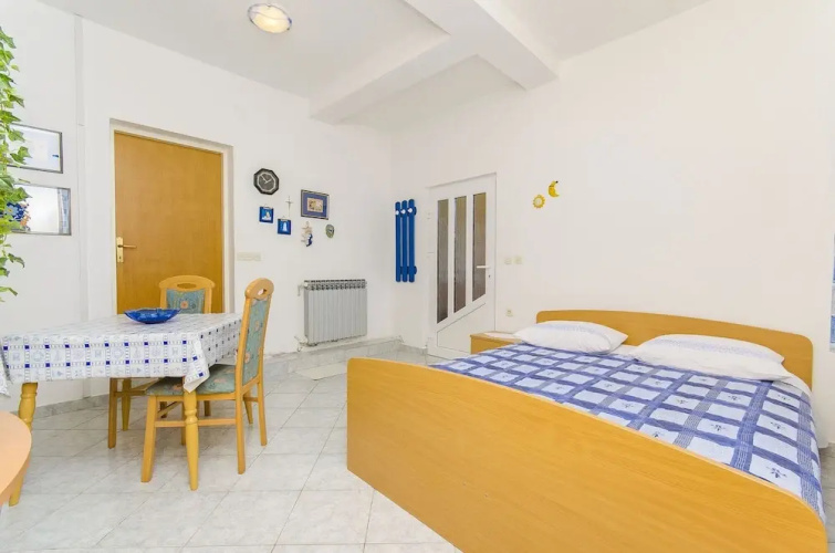 Apartments Mario