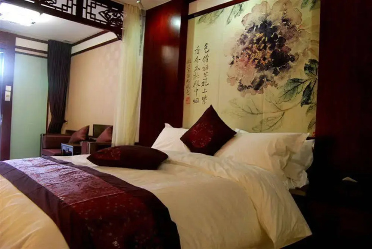 Chateau l'Act Hotel