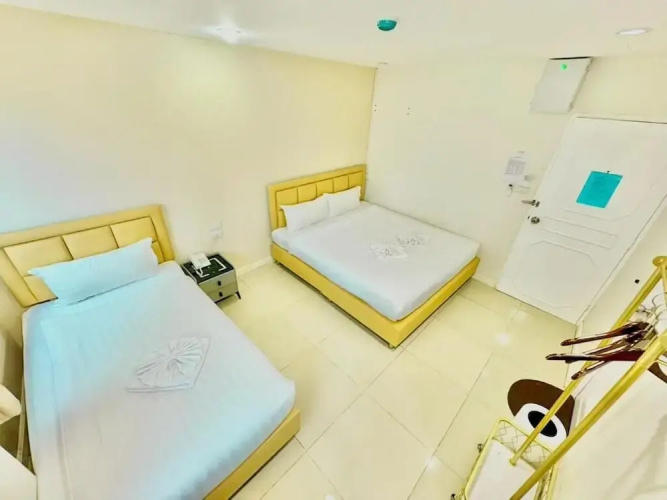 ABCYQ Hotel