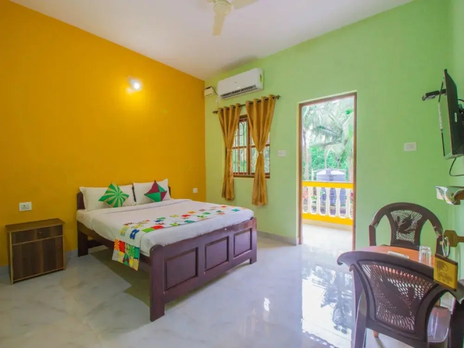 OYO 16401 Home Colorful Studio Calangute Beach