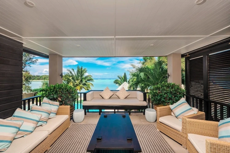 2 Bedrooms Villa