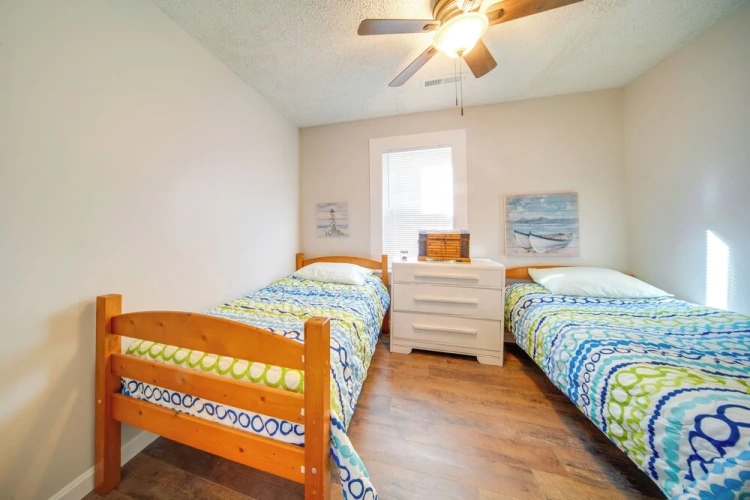 3 Bedrooms Cottage