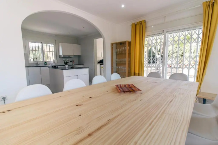 Villa Reyets 4 bed 3 bath