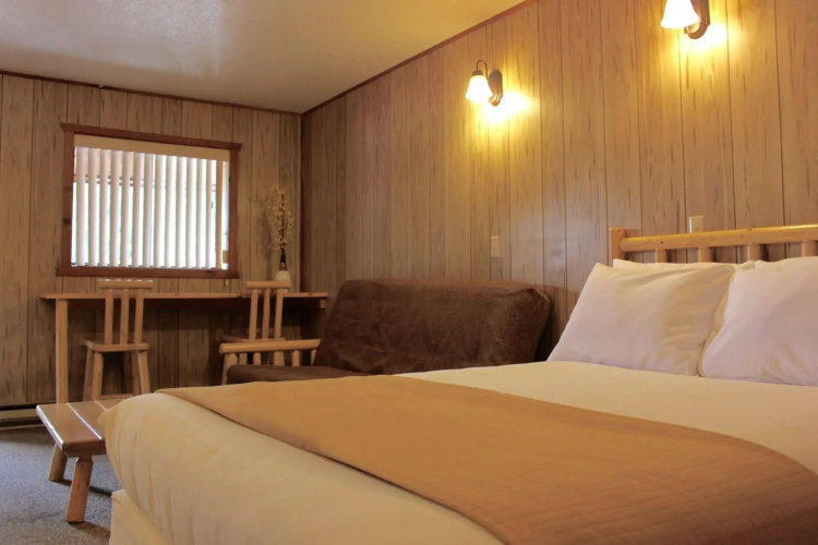 The Rustic Inn