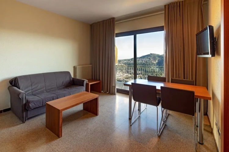Standard Quadruple room with balcony and with view