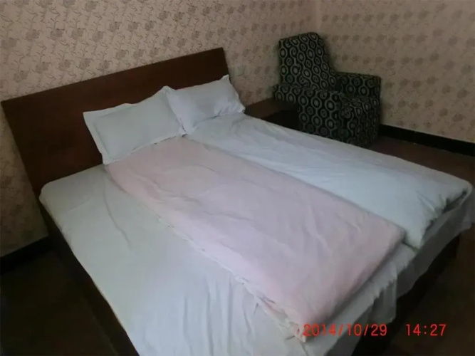 The Five Cereals Inn