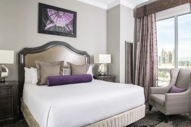 2 Bedrooms Suite