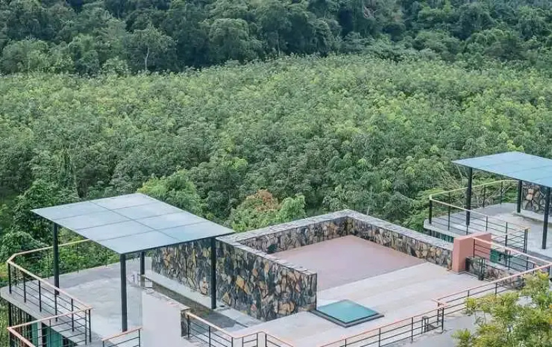 Sky Hill Villa Suratthani