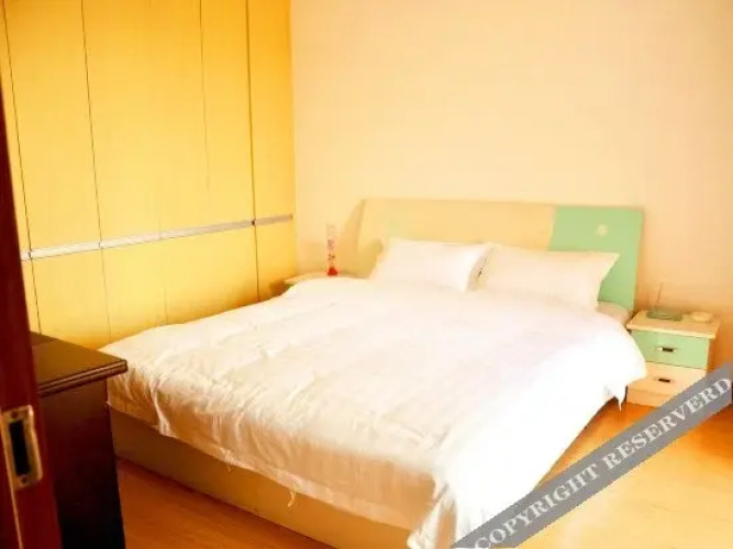 Dingsheng ApartmentHotel Overview