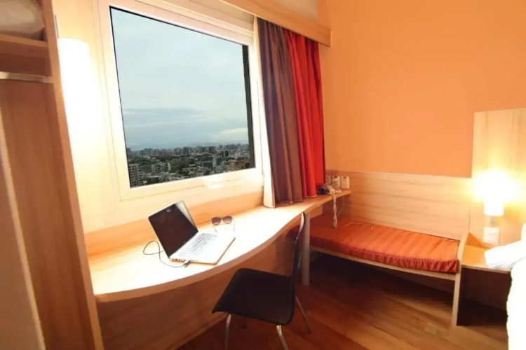 Nobile Inn Santiago
