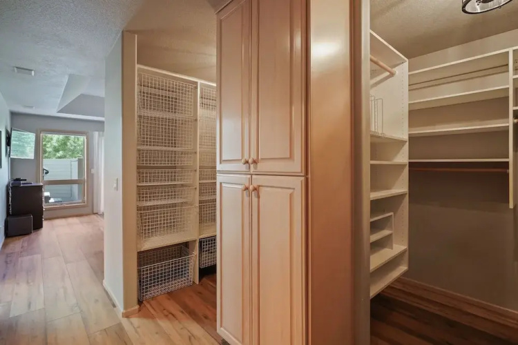 10 Dogleg 4 Bedroom Home by Redawning